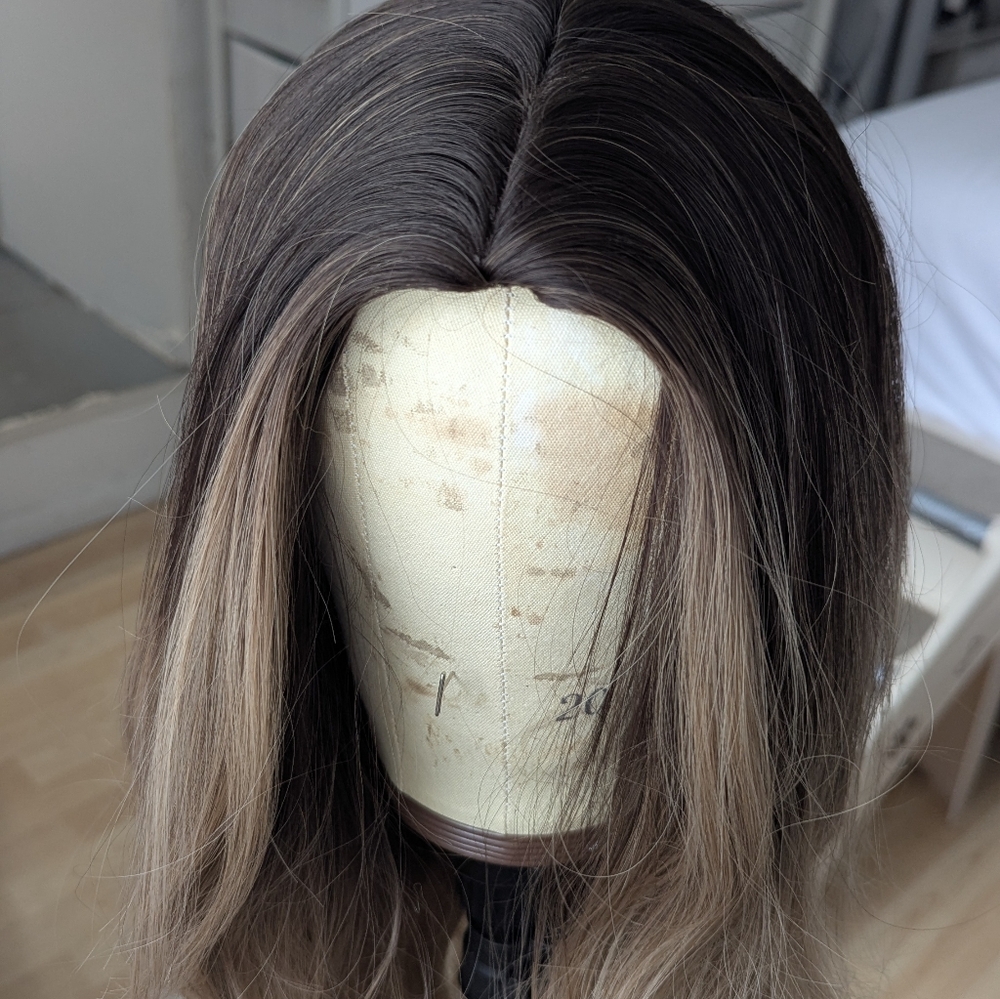 Ombre Brown and Blonde Wig 24-25", Synthetic - Picture 6 of 11